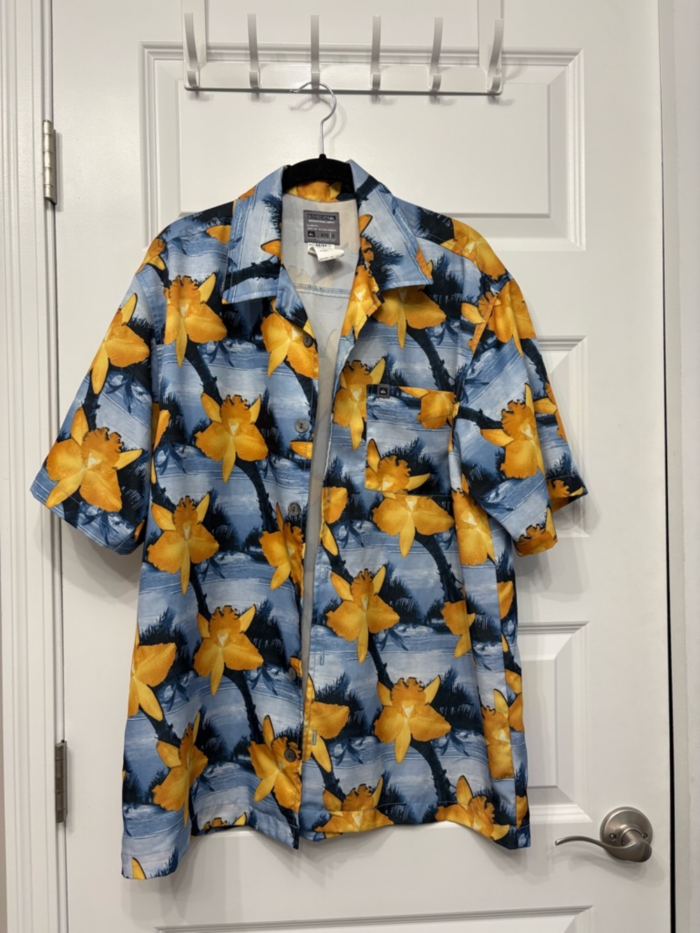 Quicksilver Hawaiian Floral Button-Up Shirt Blue with Yellow Orchids
